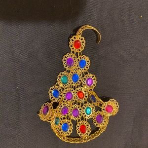 Hand Jewelry With Ring